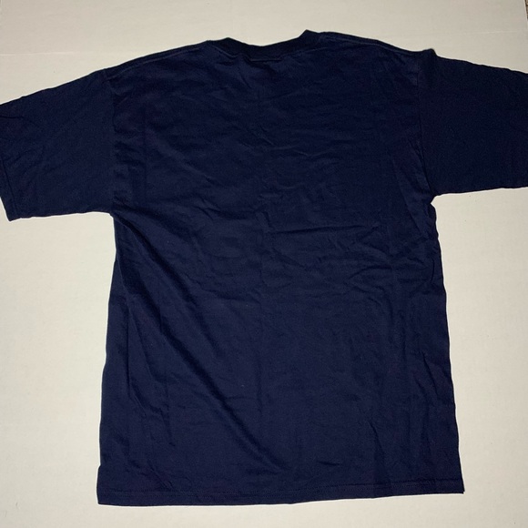 Walt Disney world T-shirt - Picture 3 of 3